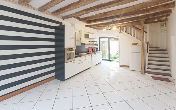 Maison à vendre    5 pièces • 135 m2 Azay-le-Rideau