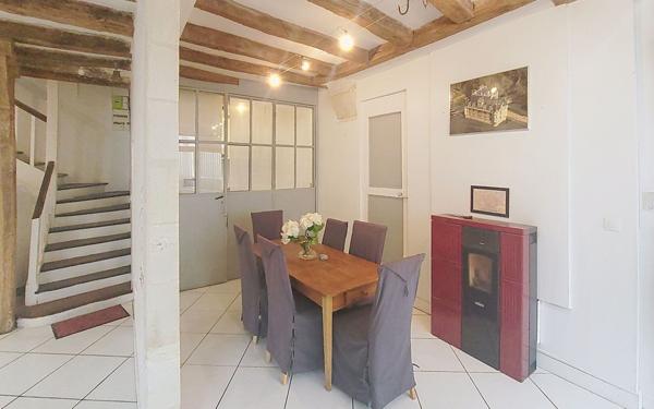 Maison à vendre    5 pièces • 135 m2 Azay-le-Rideau