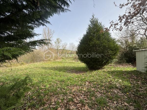 Terrain de loisirs de 2 200 m²