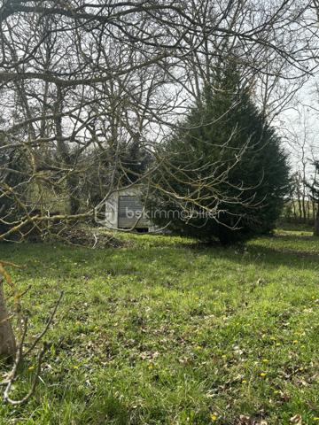 Terrain de loisirs de 2 200 m²