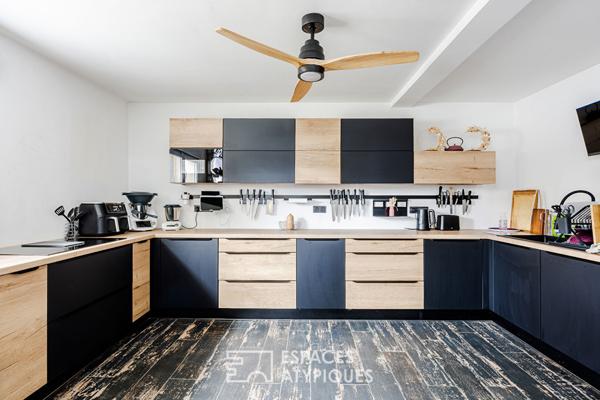 Maison contemporaine avec grande piscine, jardin et beaux volumes à 15 minutes d’Amiens
