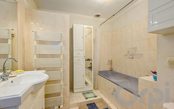 Maison à vendre    10 pièces • 197 m2 Saint-Germain-lès-Corbeil