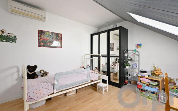 Maison à vendre    10 pièces • 197 m2 Saint-Germain-lès-Corbeil