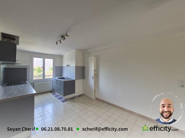 Maison
         4 pièces
        - 116 m² 148 800 € *