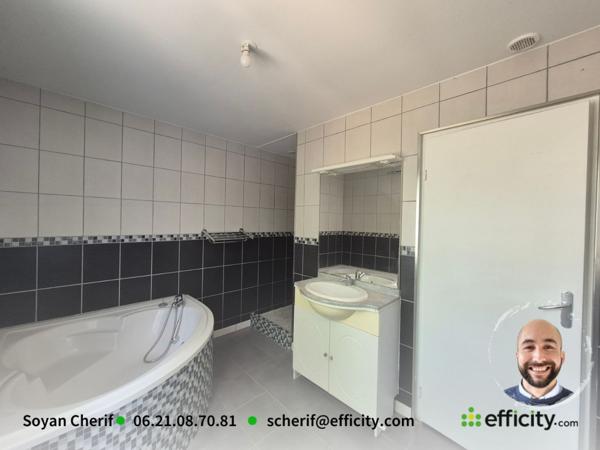 Maison
         4 pièces
        - 116 m² 148 800 € *