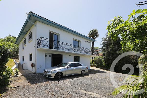 Maison à vendre  5 pièces - 103,05 m 2   HENDAYE  - 64