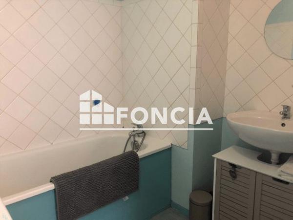 Location Appartement 2 pièces 48.4 m² - RUE DELHOMME Evreux 27000