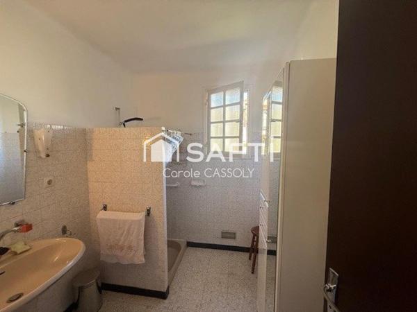 Villa 4 faces avec terrasse et jardin à Eus