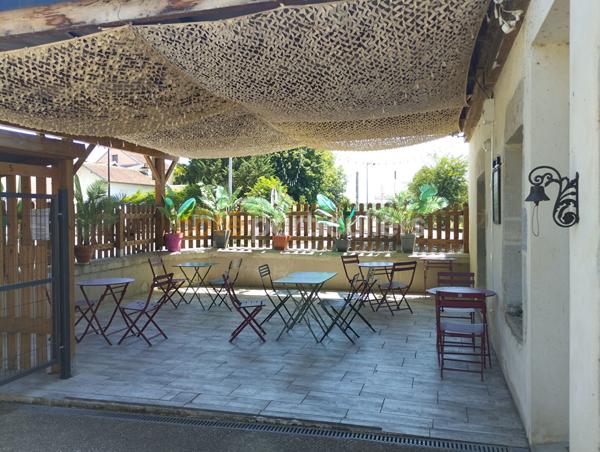 Vente
                Fonds de commerce152 m² - 7 Pièces -
                    Orchamps (39700)