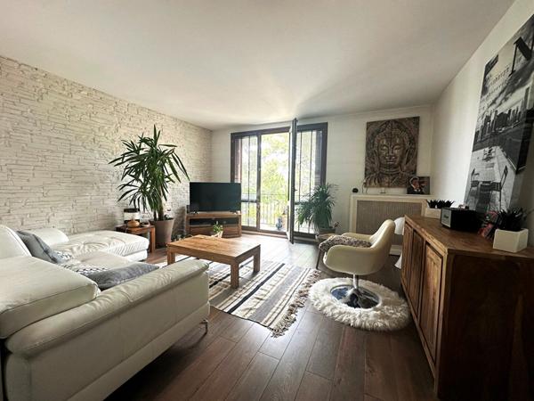Sèvres Quartier Croix Bosset - Appartement 3 pièces €485 000 ** - Référence 566-S