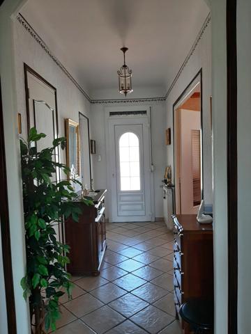 BELLE OPPORTUNITÉ. PAVILLON SUR SOUS SOL COMPLET DANS QUARTIER PAVILLONNAIRE.