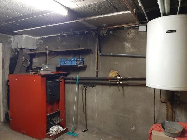 BELLE OPPORTUNITÉ. PAVILLON SUR SOUS SOL COMPLET DANS QUARTIER PAVILLONNAIRE.