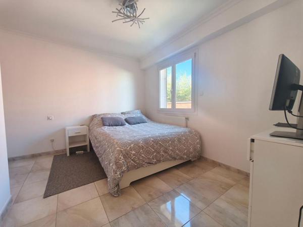 Villa d'exception dans le secteur Nîmes, 198m², jardin, piscine, spa