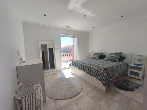 Villa d'exception dans le secteur Nîmes, 198m², jardin, piscine, spa