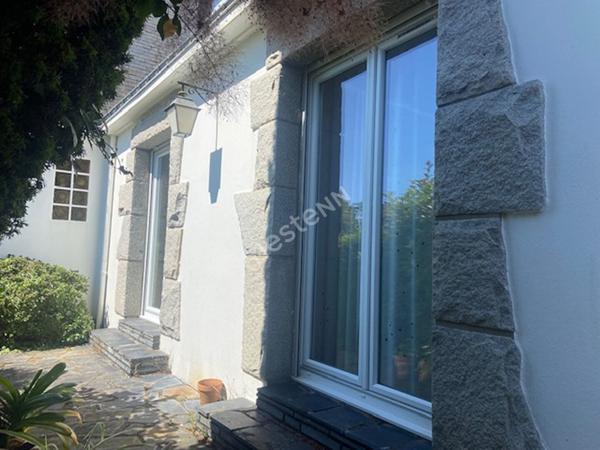 Grande maison centre de QUESTEMBERT