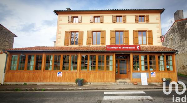 Immeuble à vendre 456 m² Brioux-sur-Boutonne