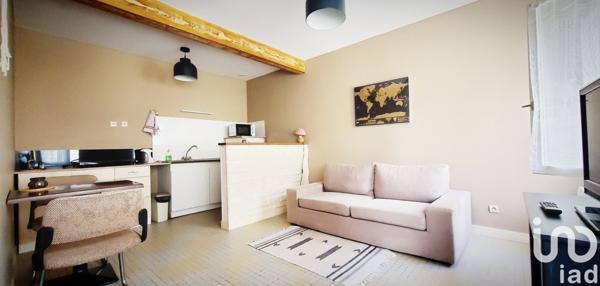 Immeuble à vendre 456 m² Brioux-sur-Boutonne