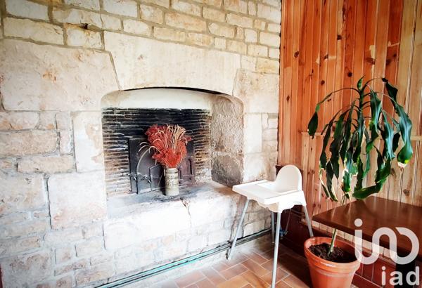 Immeuble à vendre 456 m² Brioux-sur-Boutonne