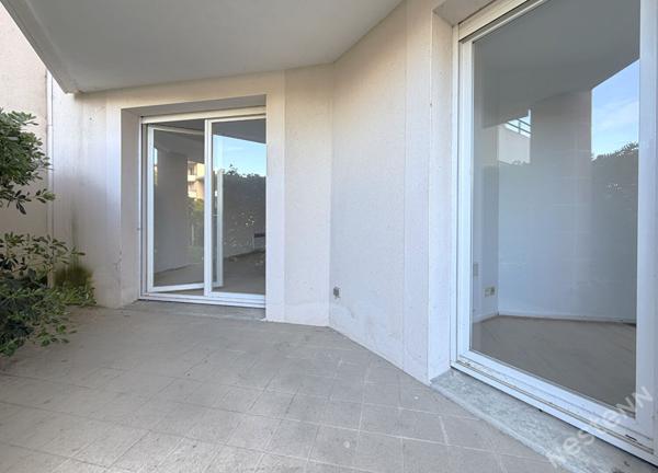 AGEN - Appartement T2 de 55 m² avec terrasse et place de parking