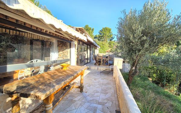 Maison à vendre    6 pièces • 125 m2 Ollioules