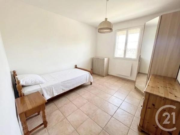 Maison à vendre  4 pièces - 115,83 m 2   MARTIGUES  - 13