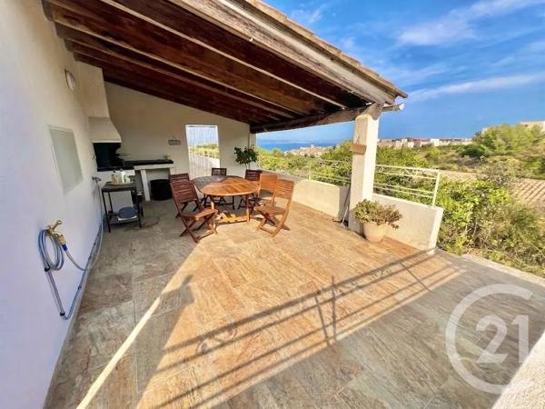 Maison à vendre  4 pièces - 115,83 m 2   MARTIGUES  - 13