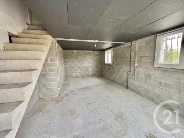 Maison à vendre  4 pièces - 115,83 m 2   MARTIGUES  - 13