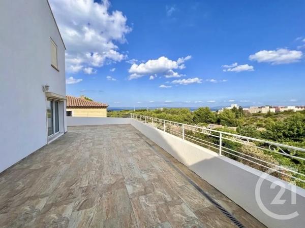 Maison à vendre  4 pièces - 115,83 m 2   MARTIGUES  - 13