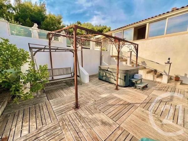 Maison à vendre  4 pièces - 115,83 m 2   MARTIGUES  - 13