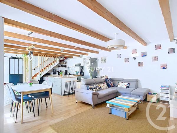 Maison à vendre  5 pièces - 100 m 2   AUBAGNE  - 13