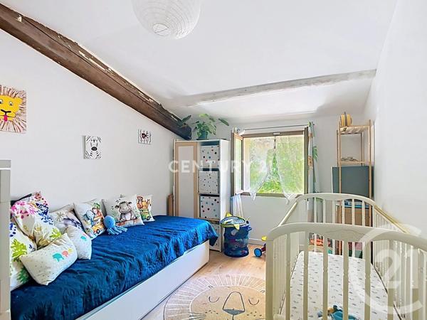 Maison à vendre  5 pièces - 100 m 2   AUBAGNE  - 13