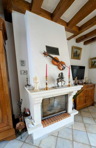 Belle maison de ville et sa dépendance