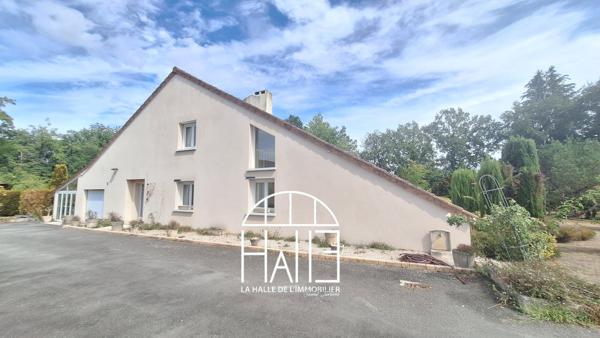 Maison
         7 pièces
        - 255 m² 384 900 € *