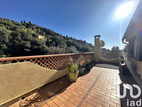 Appartement 4 pièces de 104 m² à Menton (06500)