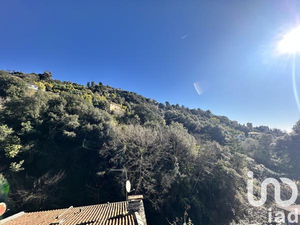 Appartement 4 pièces de 104 m² à Menton (06500)