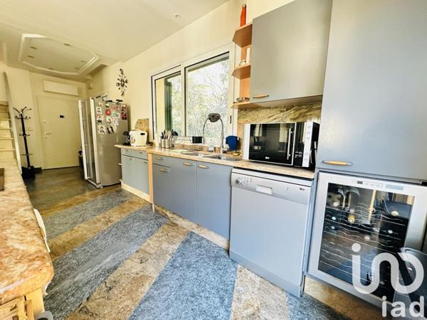 Appartement 4 pièces de 104 m² à Menton (06500)