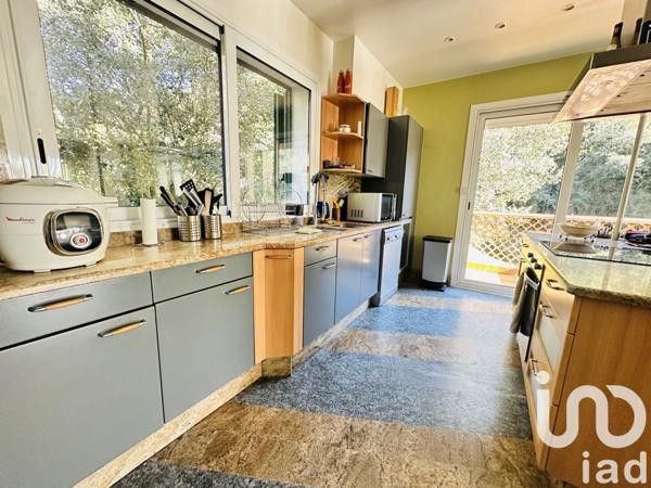 Appartement 4 pièces de 104 m² à Menton (06500)