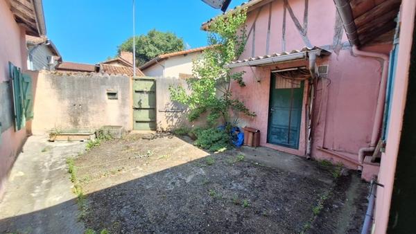 Maison à vendre |  Cazères-sur-l'Adour |  6 pièces | 130 m²