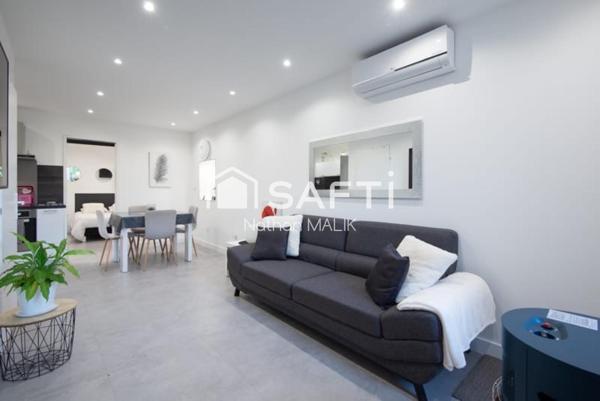 À proximité immédiate de la tour Philippe Lebel