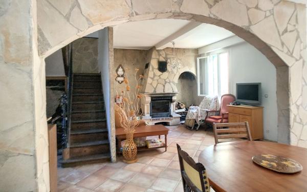 Maison à vendre    4 pièces •  Prades