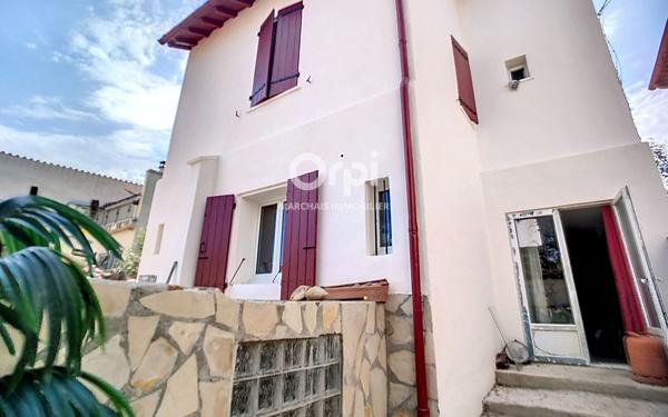 Maison à vendre    4 pièces •  Prades