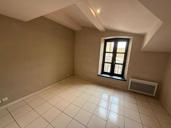 APPARTEMENT CLIMATISE 1 CHAMBRE AVE PARKING CARCASSONNE