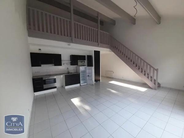 Appartement à louer 1 pièce 59.09m² Prévessin-Moëns (01280)