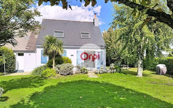 Maison à vendre    5 pièces •  Ambon