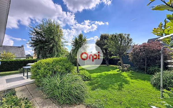 Maison à vendre    5 pièces •  Ambon