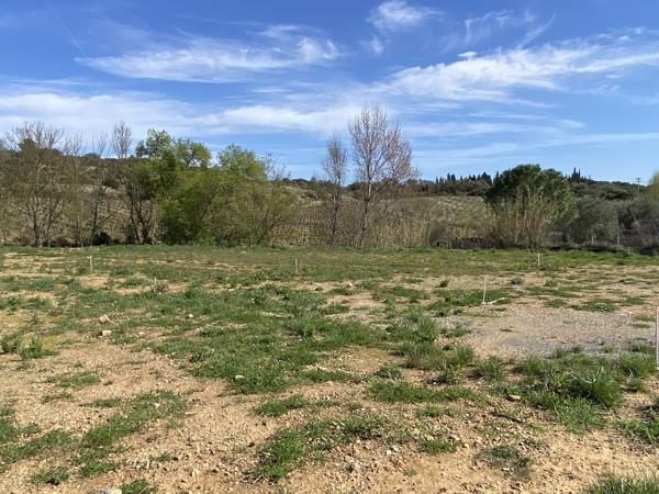 À vendre - Terrain projet construction 999 m² situé à Cessenon-sur-Orb (34460)