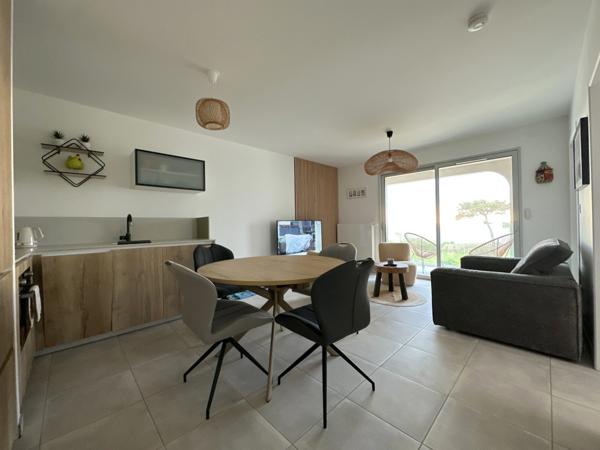 Granville, à 300 mètres de la plage d'Hacqueville, appartement T2 de 2022 avec superbe vue !!!