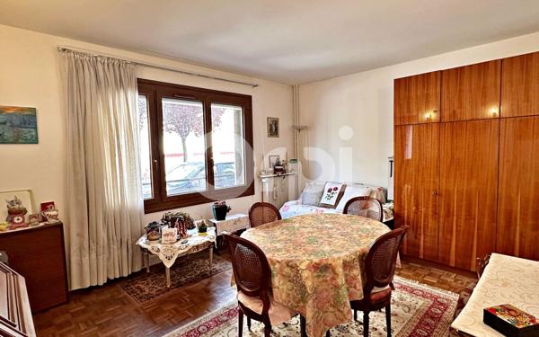 Appartement à vendre    2 pièces • 45,06 m2 Montrouge