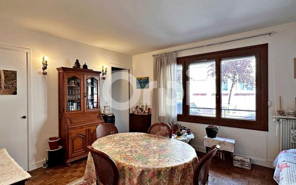 Appartement à vendre    2 pièces • 45,06 m2 Montrouge