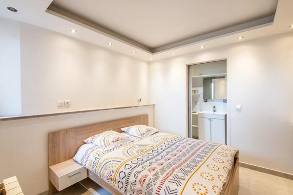 Appartement 5 pièces 131m² proche du lac